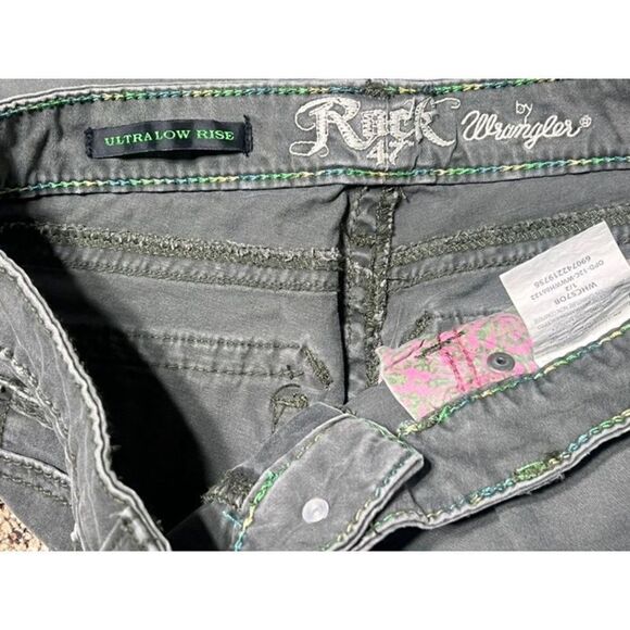 Rock 47 by Wrangler Ultra Low Rise Cropped Jeans Grey Size 1/2 - Picture 4 of 4